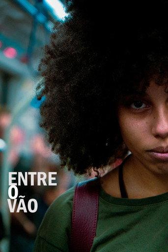Entre o vão (2026) poster