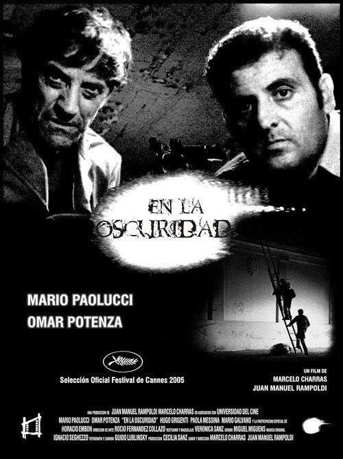 En la oscuridad 2004 official movie poster