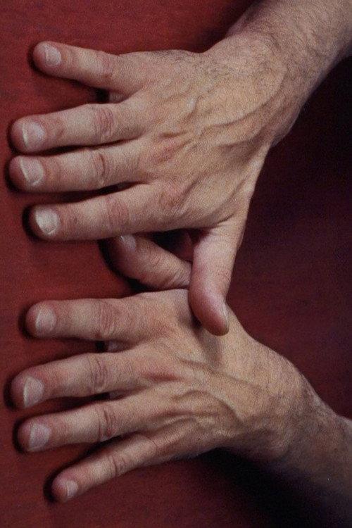 Les Mains 1996 official movie poster