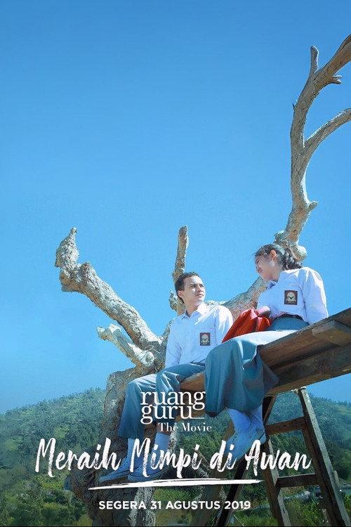 Meraih Mimpi Di Awan 2019 official movie poster