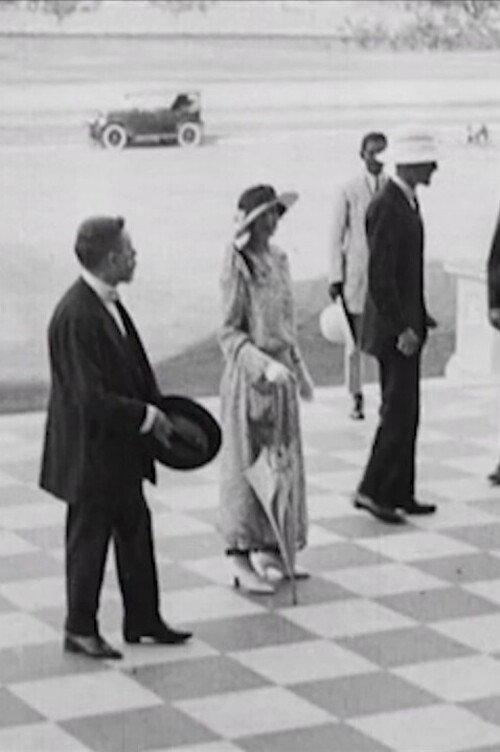 Her Excellency Lady Lytton At The Victoria Memorial 1922 official movie poster