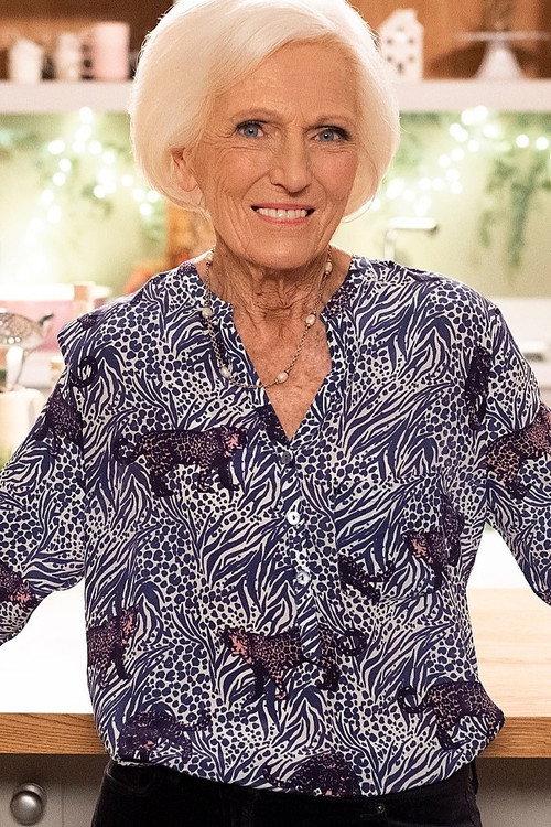 Mary Berry Saves Christmas 2020 official movie poster
