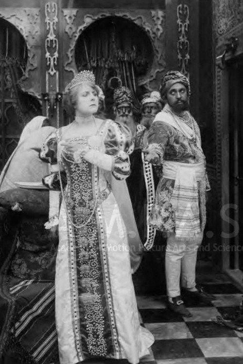 The Unwelcome Throne 1913 official movie poster