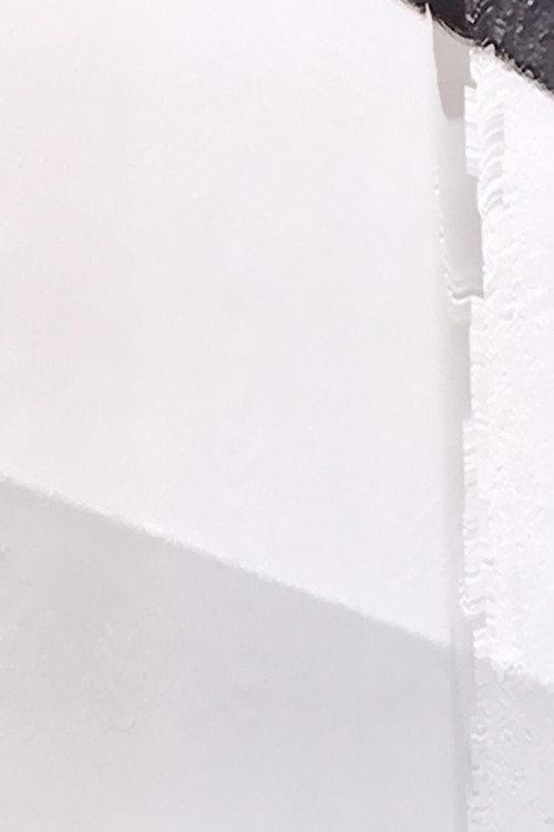 A WHITE ROOM 1 2001 official movie poster