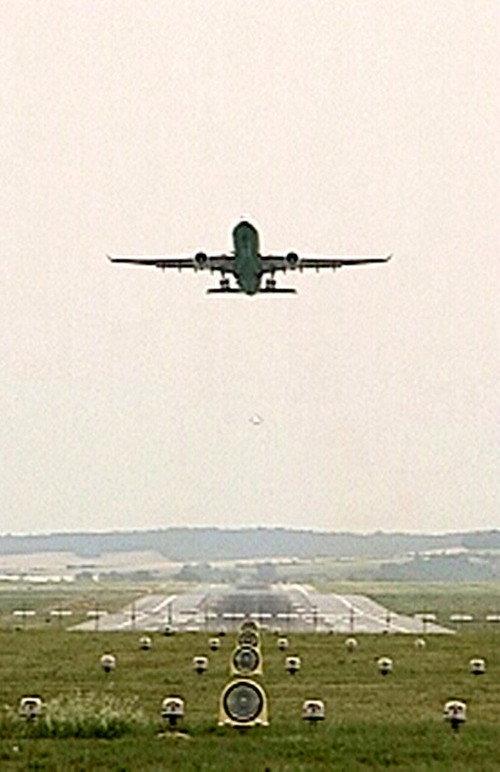 Flight Number 884 2004 official movie poster