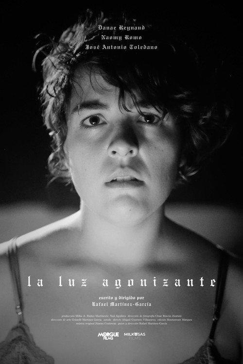 La luz agonizante 2023 official movie poster