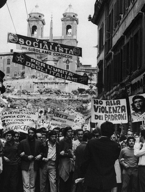 Manifestazioni femministe 1976 official movie poster