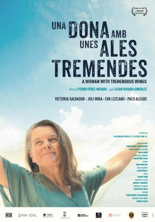 Una mujer con unas alas tremendas 2019 official movie poster
