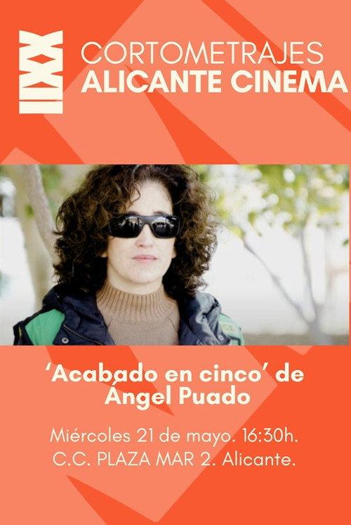 Acabado en cinco  official movie poster