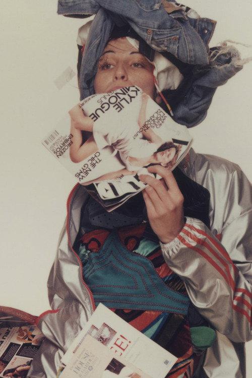 Eat Fashion 2002 official movie poster