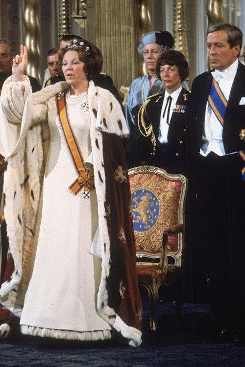 Inauguration of Queen Beatrix 1980 official movie poster