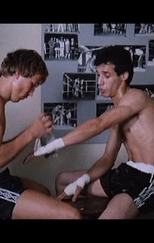 Lointains boxeurs 1982 official movie poster