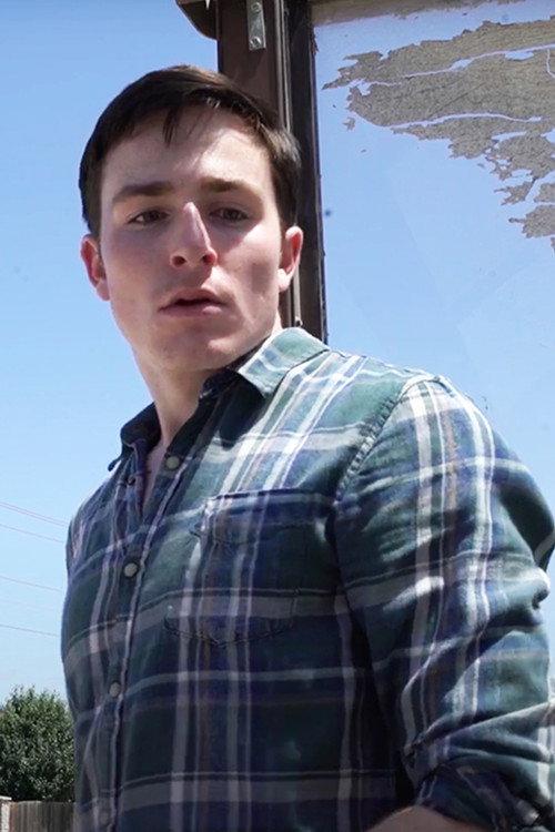 Before He Boards the Bus 2018 official movie poster