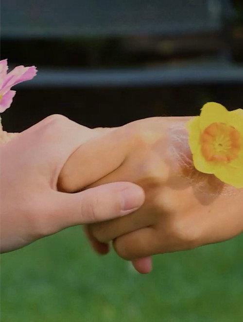 Mano de Flor 2022 official movie poster