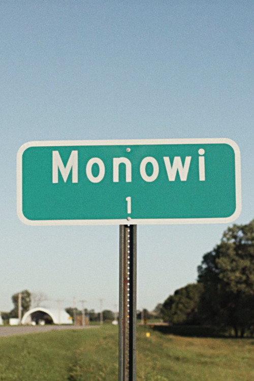 Monowi 2018 official movie poster