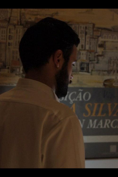 Tenho um Rosto para Ser Amado 2015 official movie poster