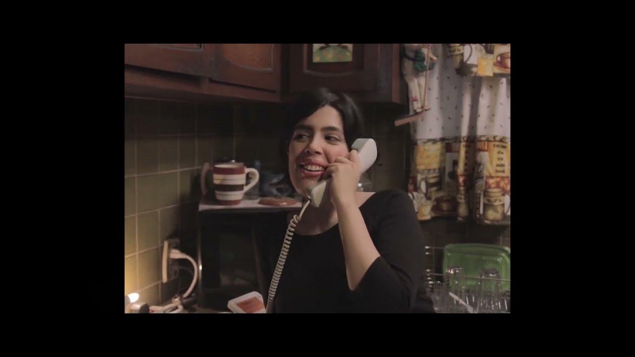 DETRÁS DE LA PUERTA Trailer