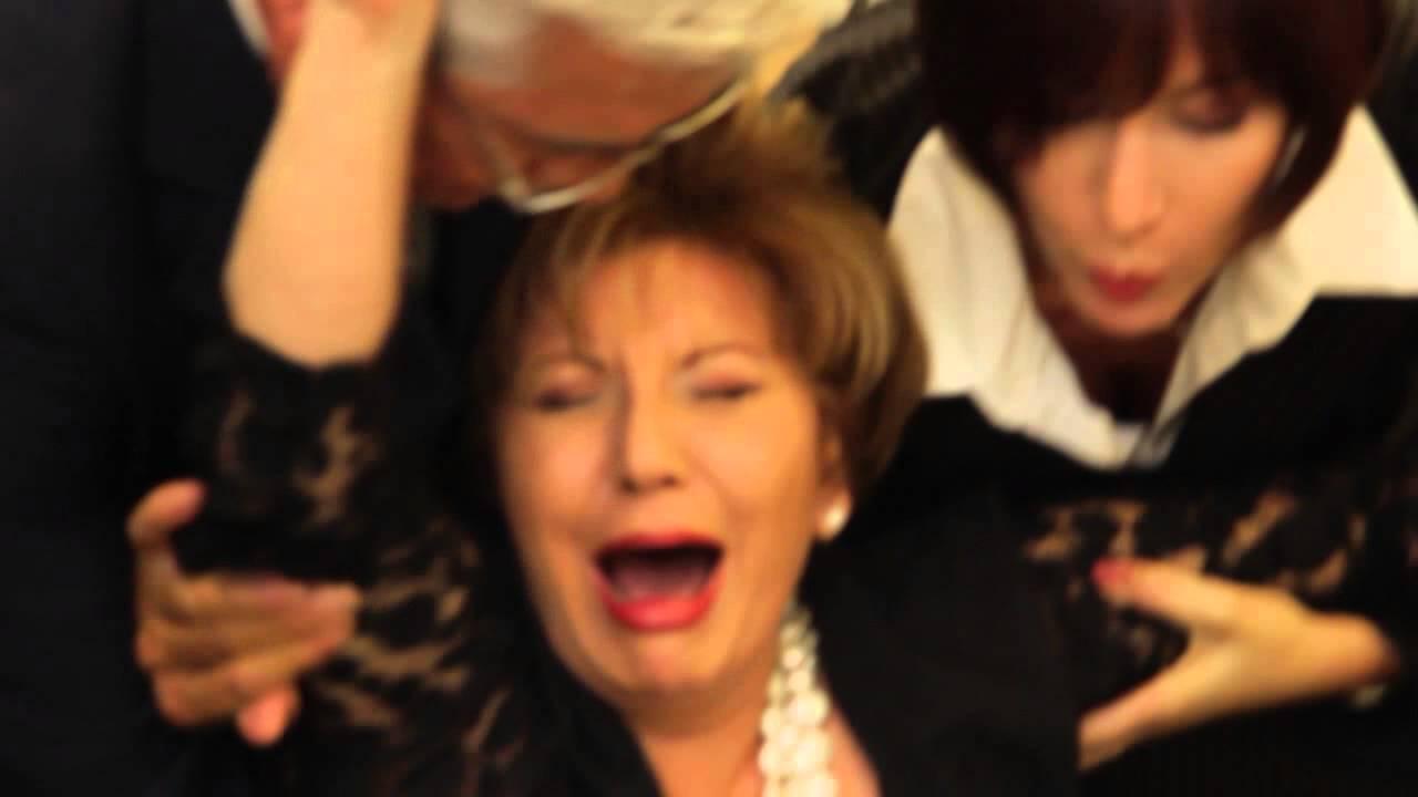 ¿Pacto de silencio? Trailer