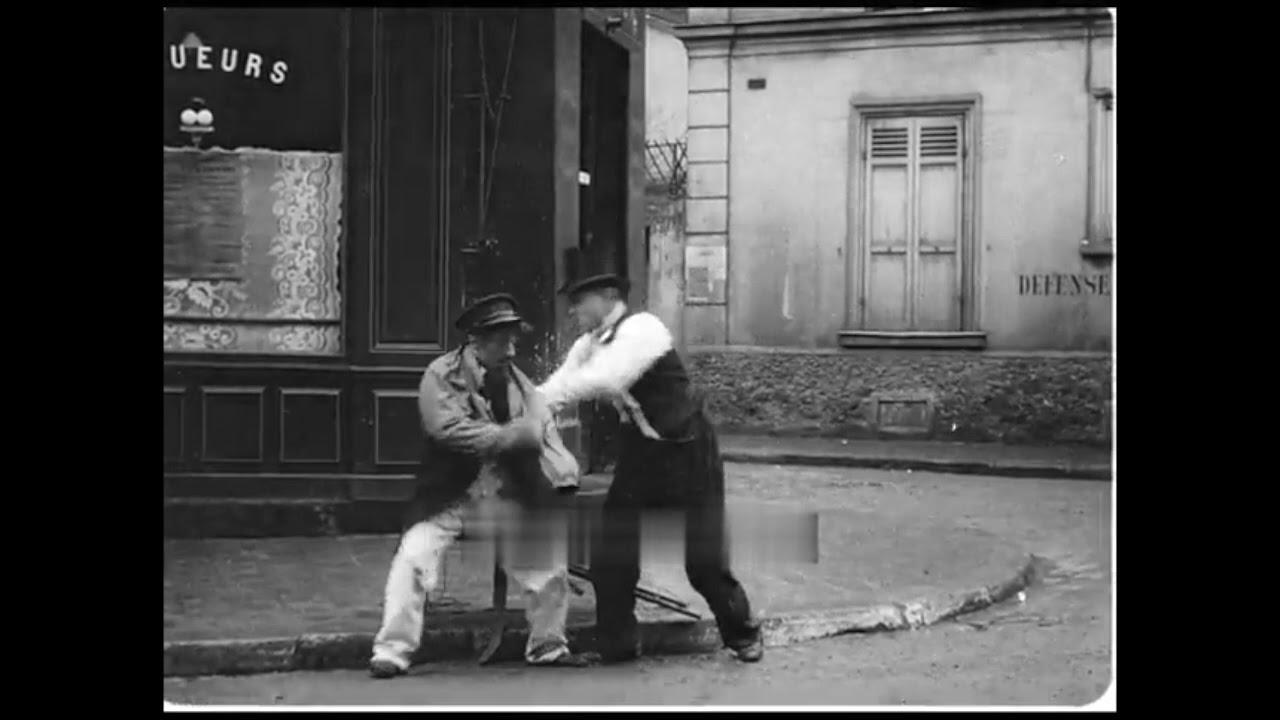 Commissionnaire par occasion Trailer