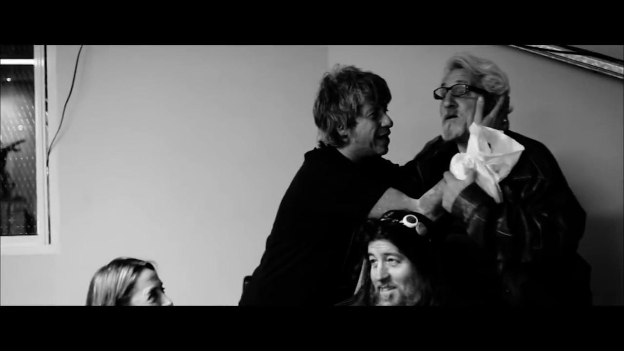 El club de los 50 Trailer