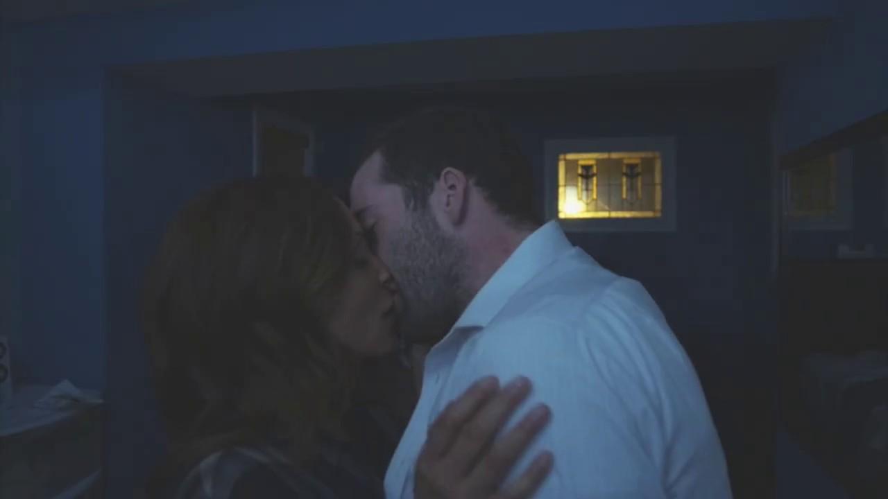 Closure Trailer
