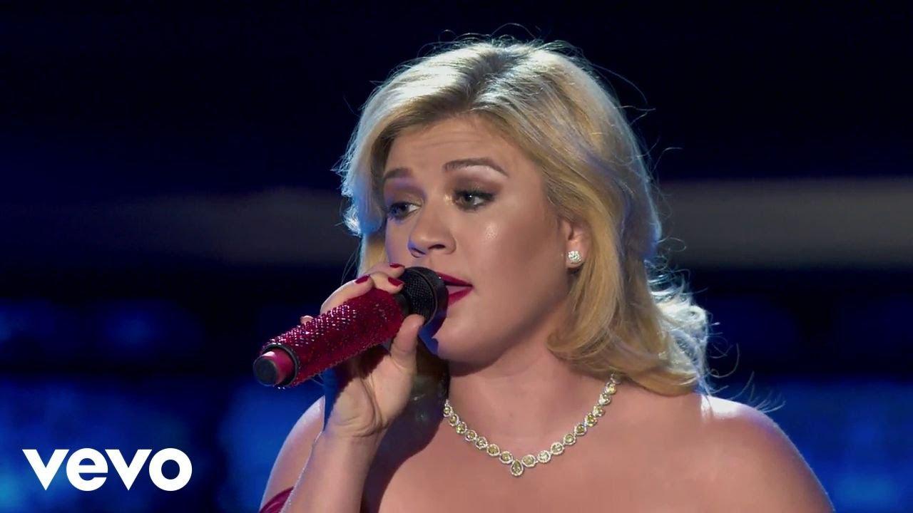 Kelly Clarkson's Cautionary Christmas Music Tale Trailer