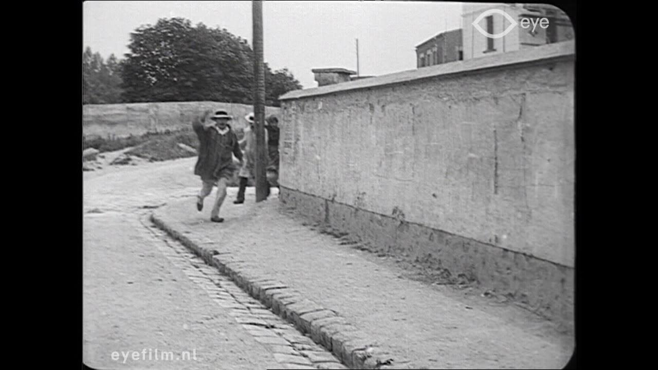 Polyte Esclave de la Consigne Trailer