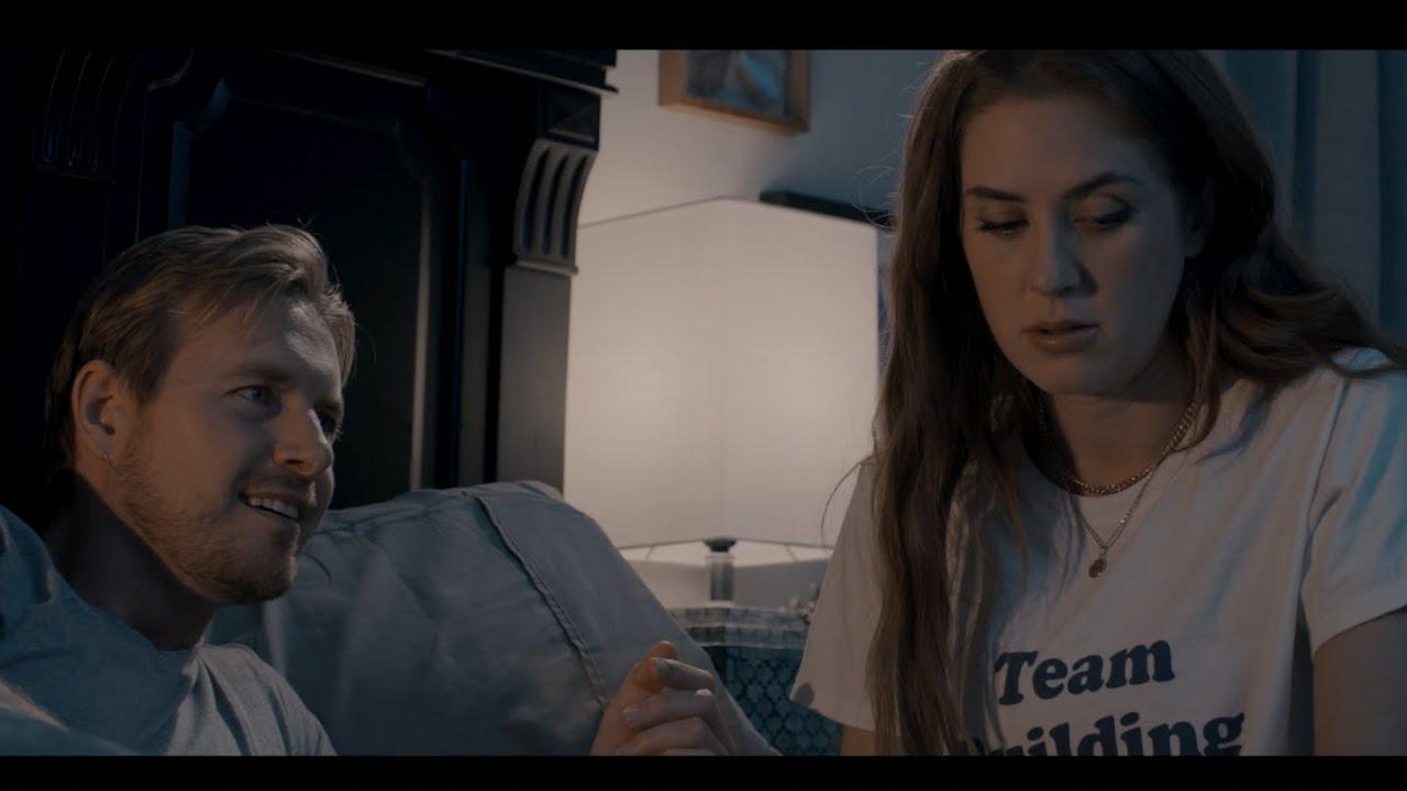 TV in Bed Trailer