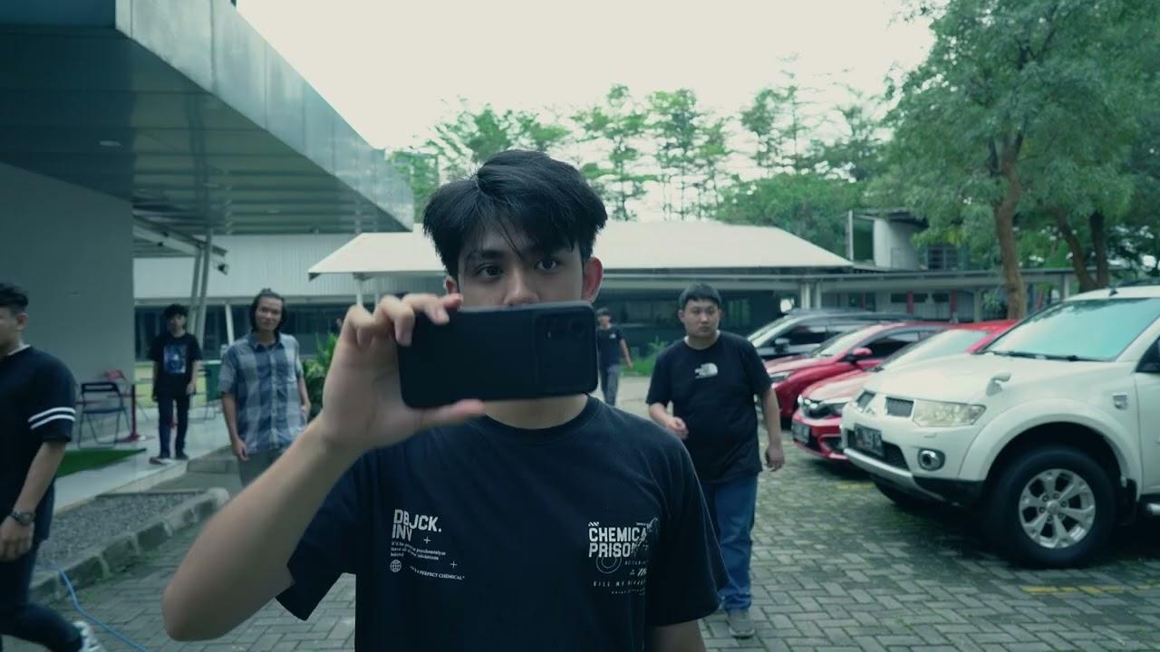 Living Last Minutes Trailer