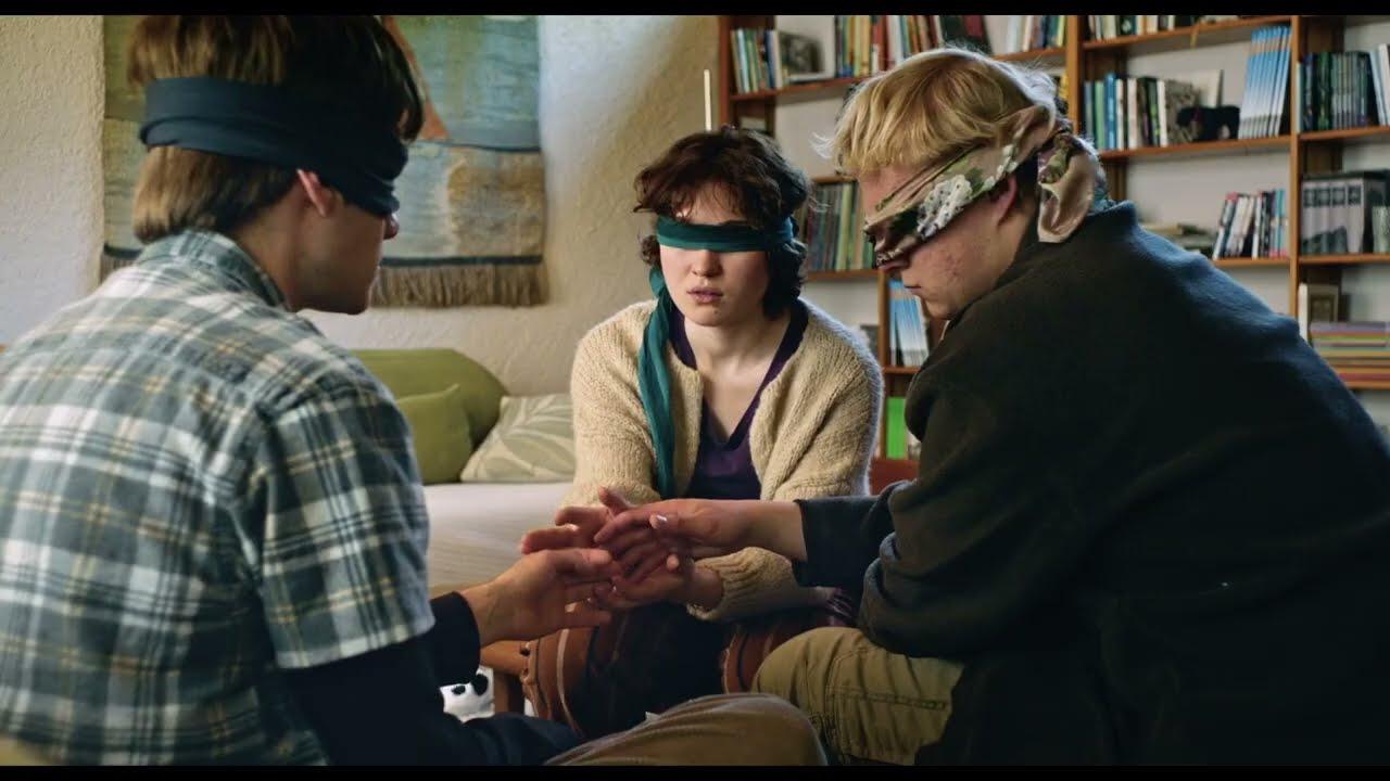 Oasis Trailer