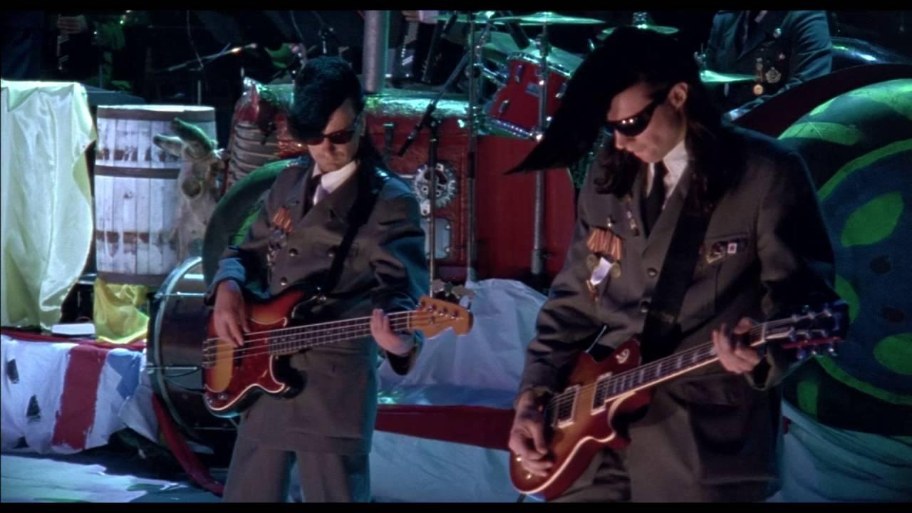 Total Balalaika Show Trailer