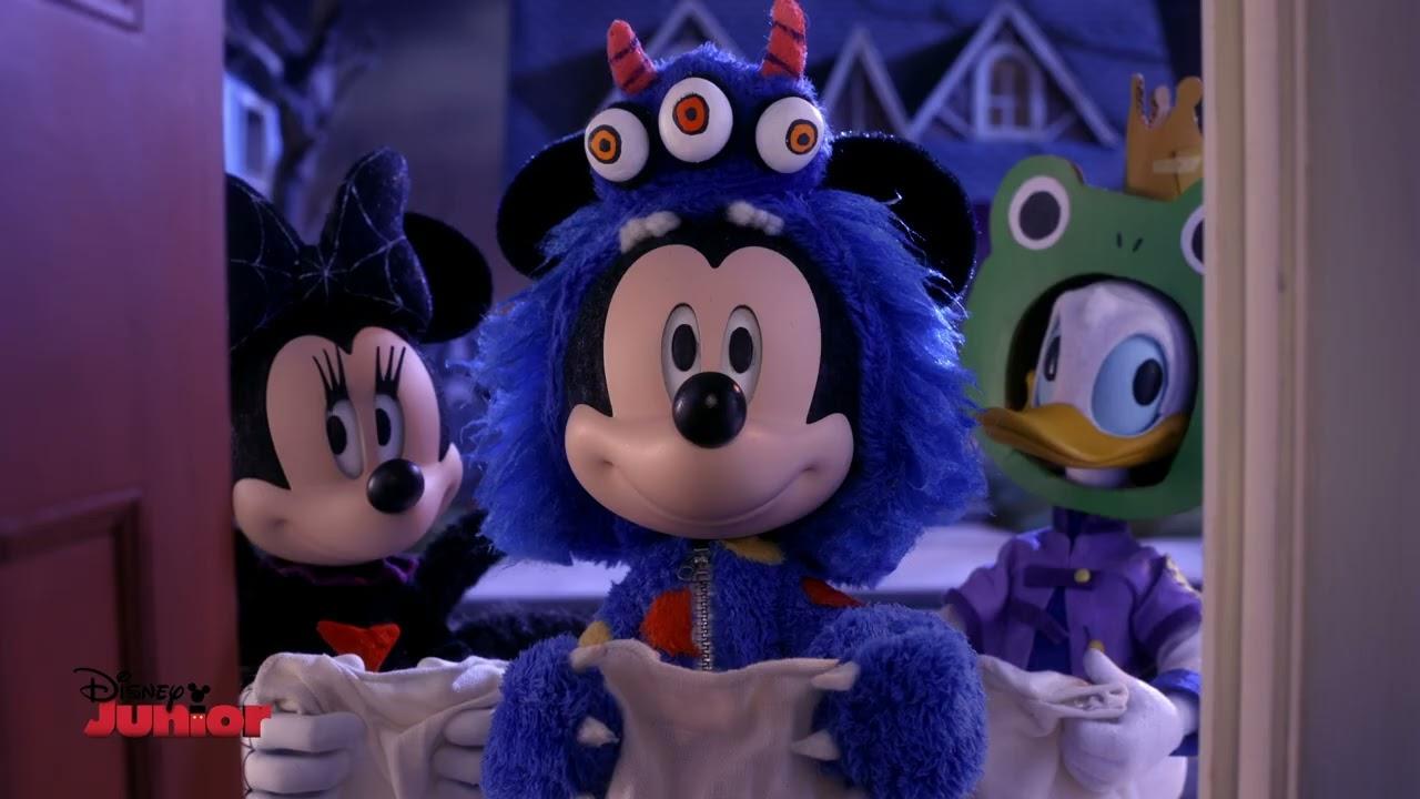 Mickey and Friends: Trick or Treats Trailer