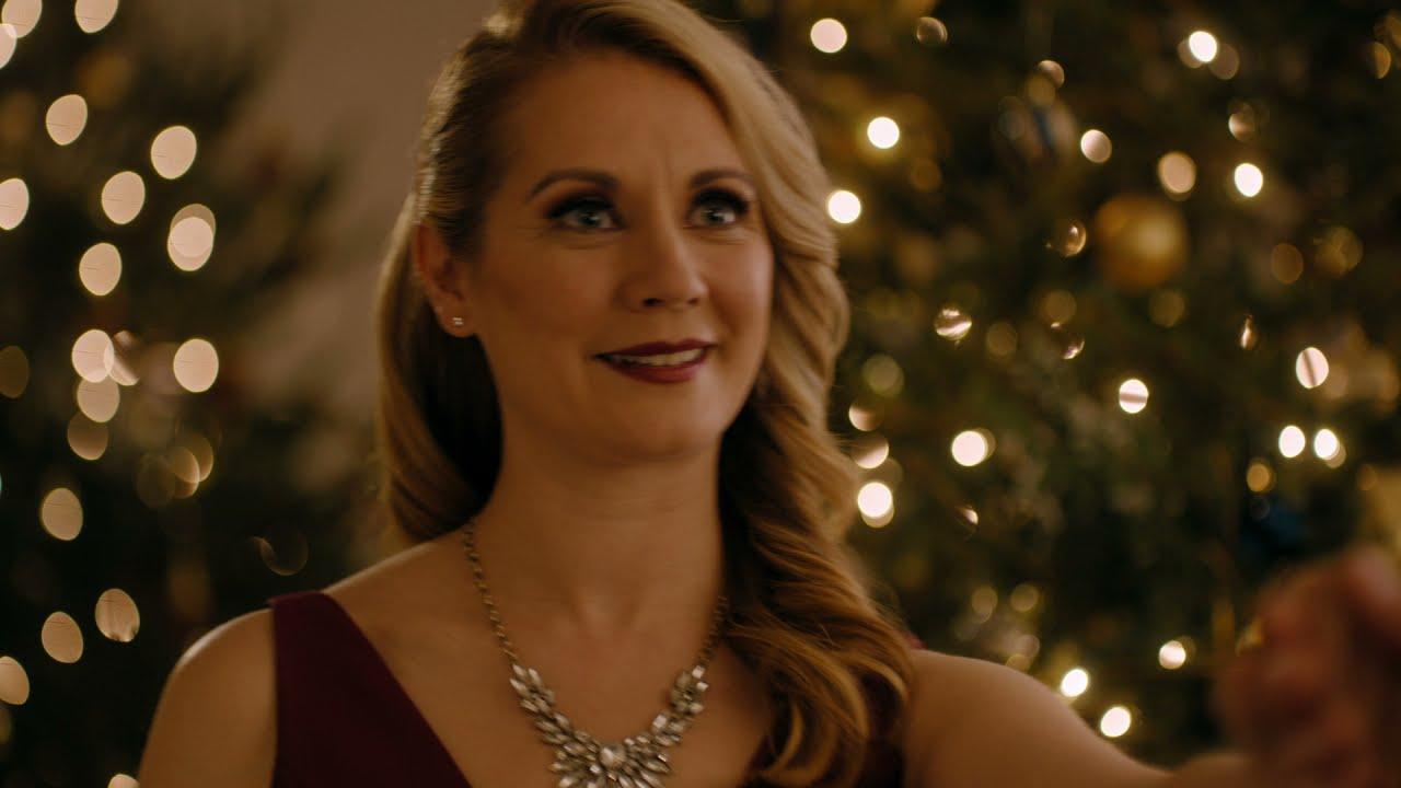 Match Made in Mistletoe Trailer
