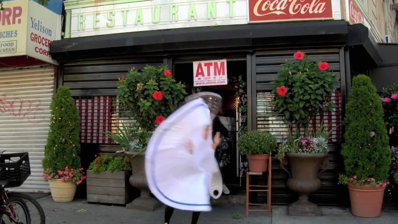 Where Are You Going, Elena? Trailer