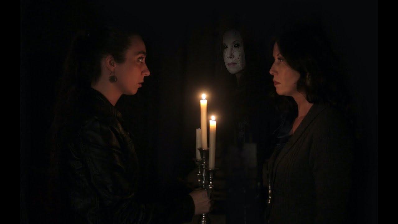 The dolls come to life at midnight Trailer