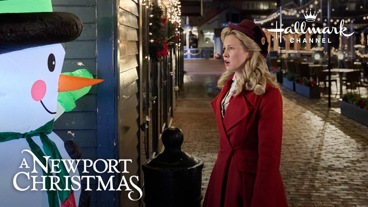 A Newport Christmas Trailer