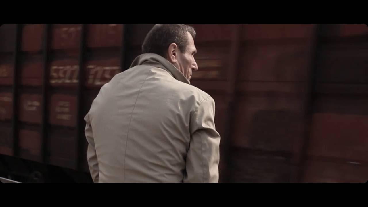 Hug Trailer
