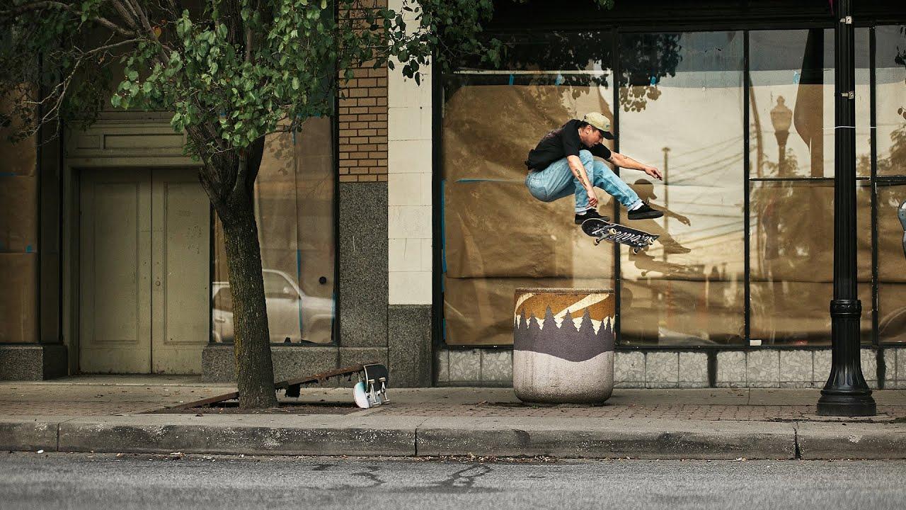 Dais Trailer