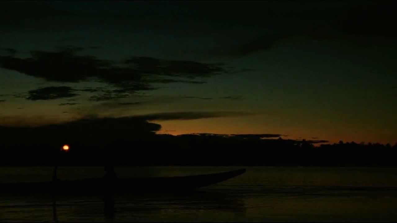 Ang Paglalakbay ng mga Bituin sa Gabing Madilim Trailer
