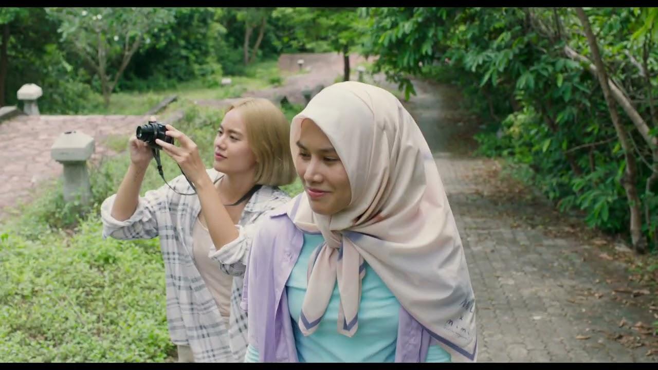 Solids by the Seashore Trailer