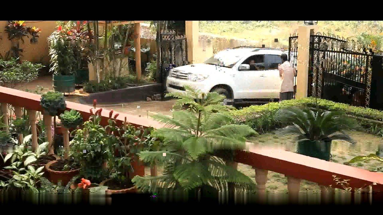 Rowd Trailer