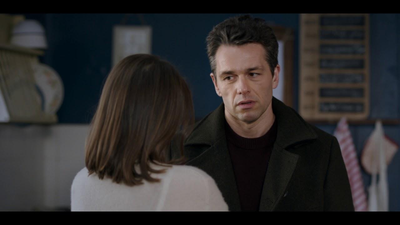 Surviving Christmas with the Relatives Trailer