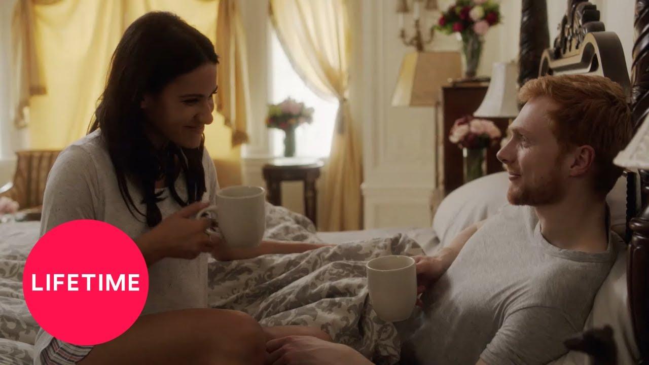 Harry & Meghan: Becoming Royal Trailer