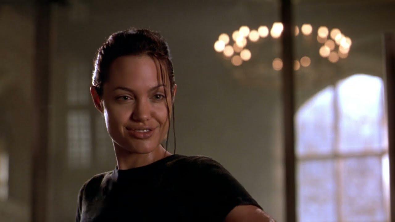 Lara Croft: Tomb Raider Trailer