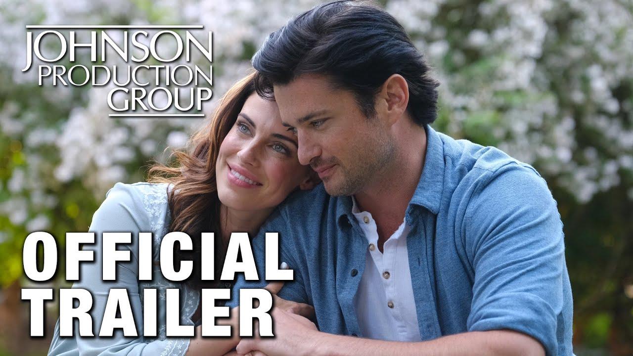 Over the Moon in Love Trailer