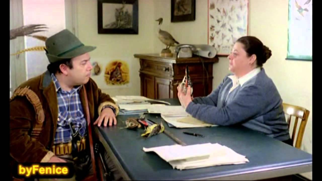 Vieni avanti cretino Trailer