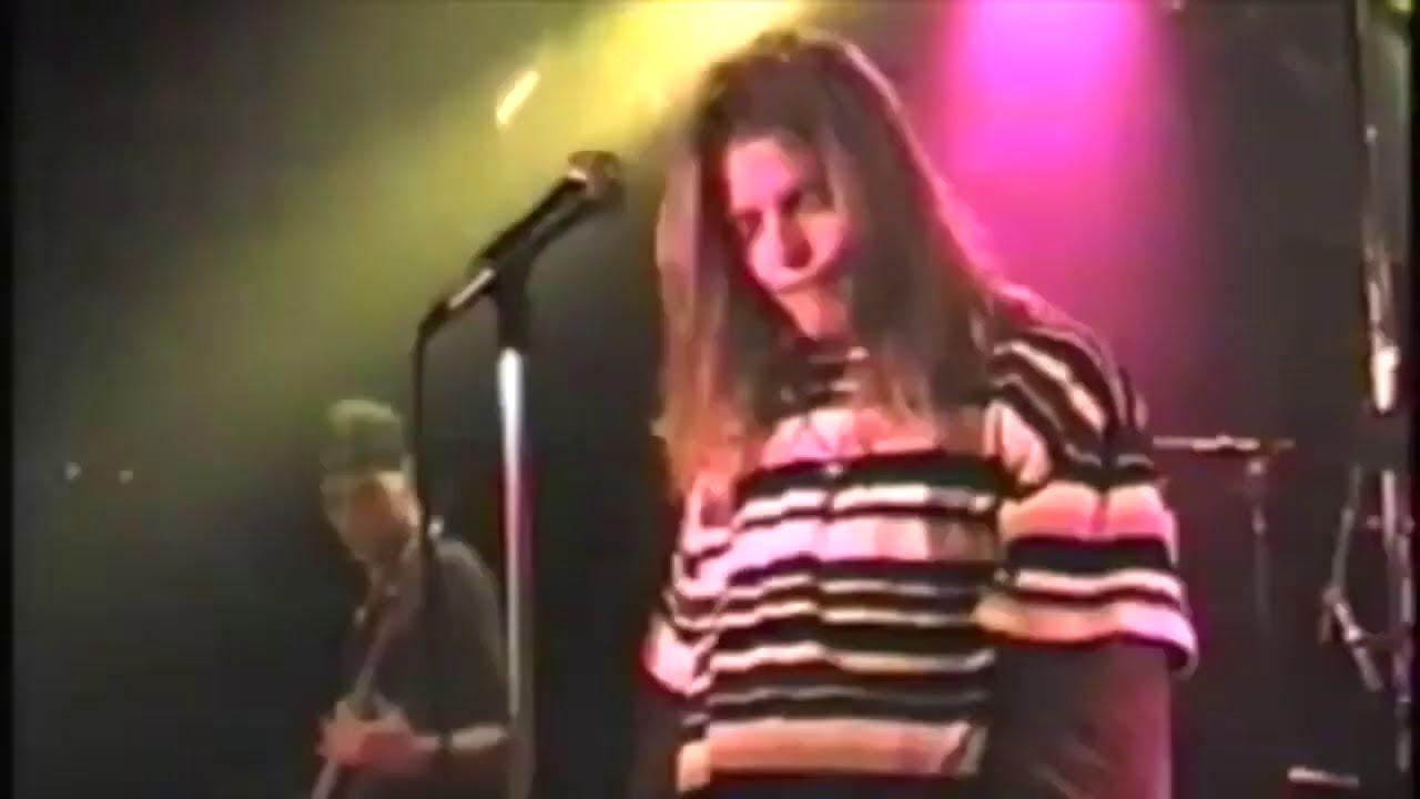 Puddle of Mudd Live at Niener’s Bar & Grill Trailer