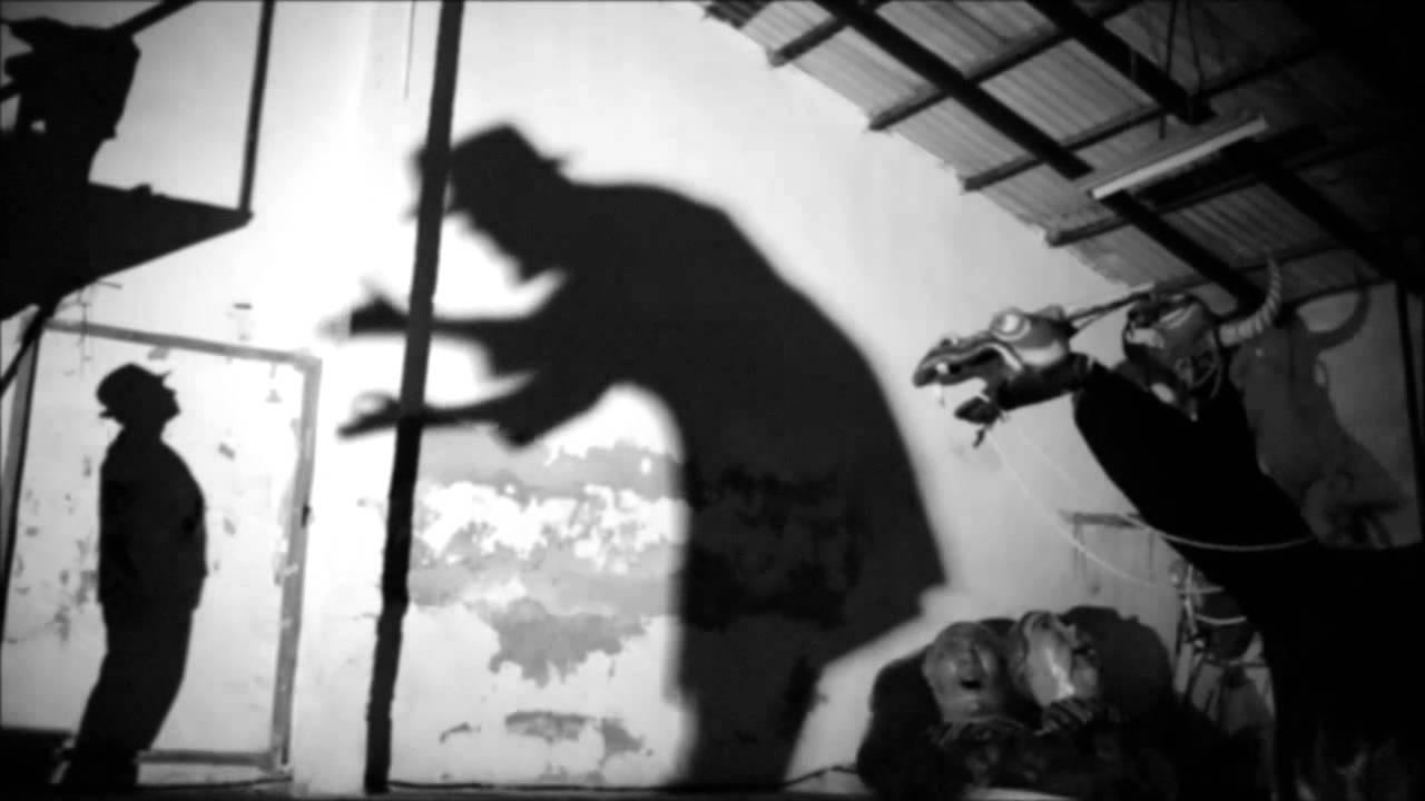 El efecto K: el montador de Stalin Trailer