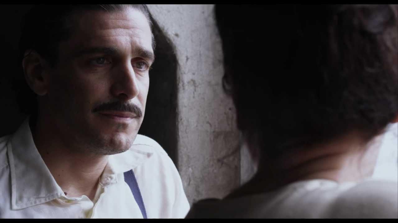 Cornelia frente al espejo Trailer
