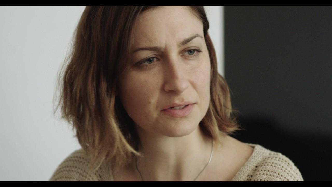 Laura Gets a Cat Trailer